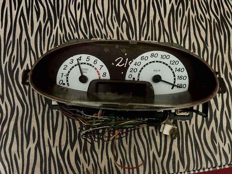 (rare vitz’s rpm meter ) vitz 2000-2004 rpm meter 0