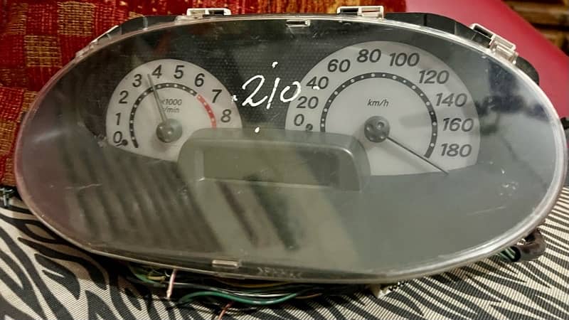 (rare vitz’s rpm meter ) vitz 2000-2004 rpm meter 4