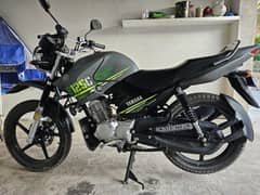 Yamaha YBR 125G Grey Matt Dark Grey