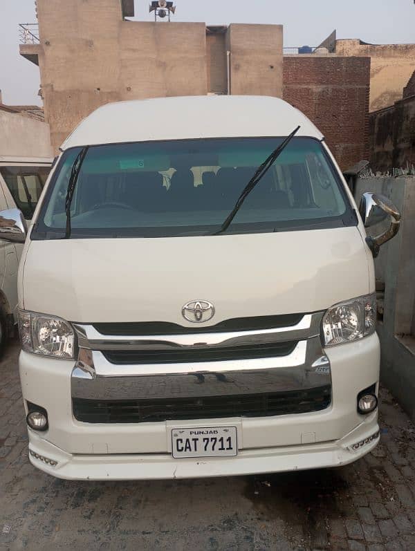 Toyota hi roof Van 2024 14