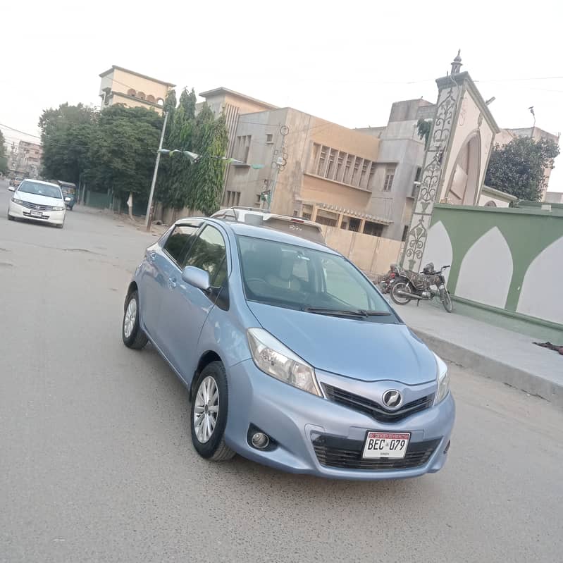 Toyota Vitz 2015 4