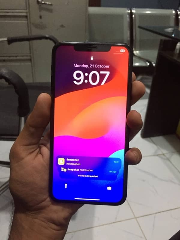 iphone 11 pro max 5