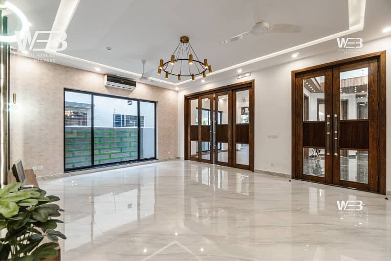 1 Kanal Modern Designed House Nearby All Amenities For Sale in Phase 6 11