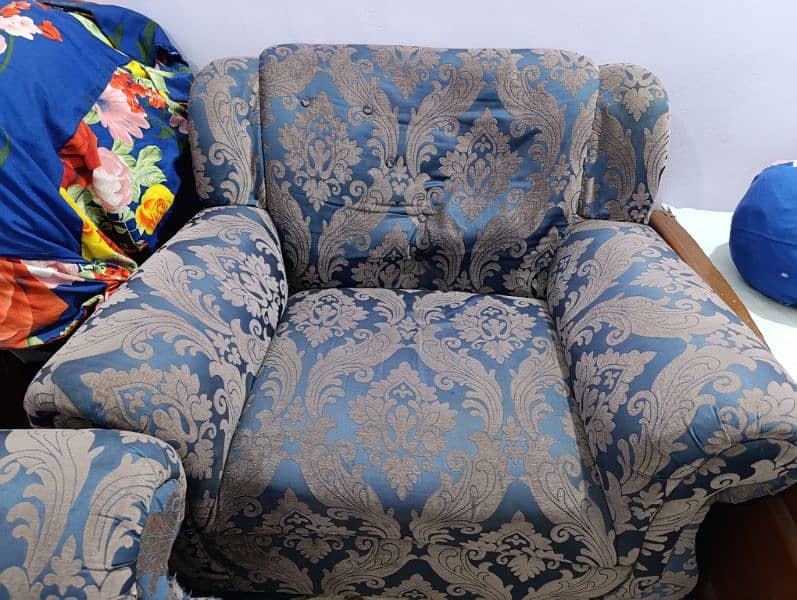 sofa set best condition 3+1+1 7