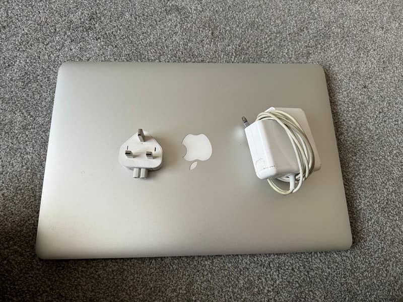 MacBook Pro 1tb 16gb (Retina,15-Inch, Mid 2015) 8