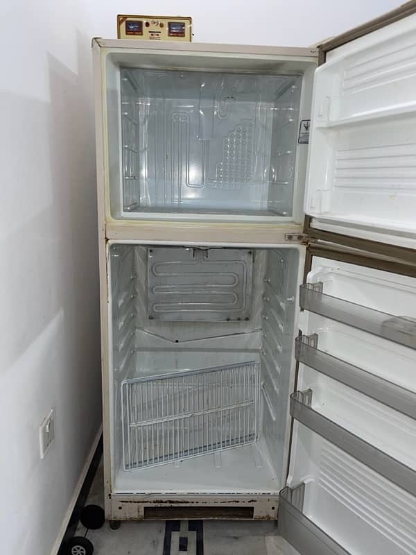 Refrigerator Dawlance Medium 1