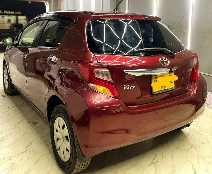 Toyota Vitz 2018 4