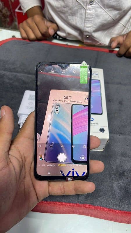 vivo s1 . . 8 256. . . 03705181132. . . . 03137591143. . . watsapp 3