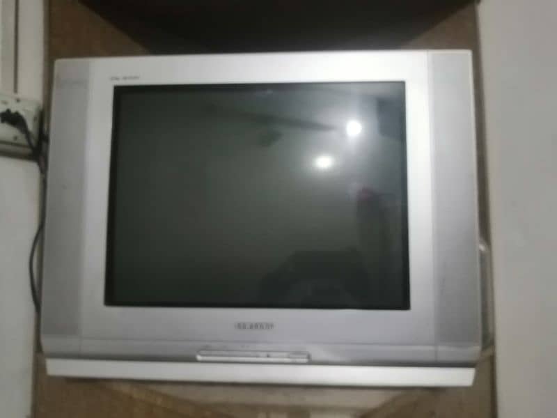 21 inch Samsung TV, original 4