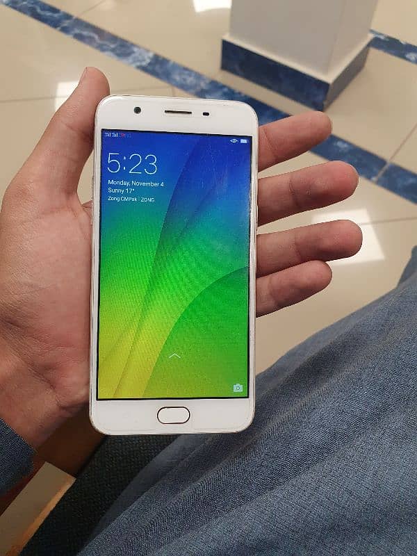 Oppo A57 0