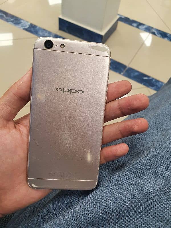 Oppo A57 1