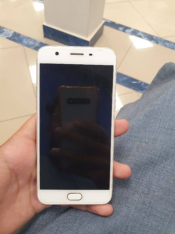 Oppo A57 5