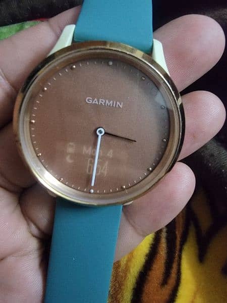 Garmin vivomove hr smart watch for sale. 2