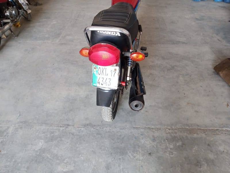 hoanda 125 model 2017 okara  number for sale 10