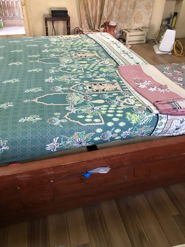 urgent sale King Size wooden bed available for sale 5