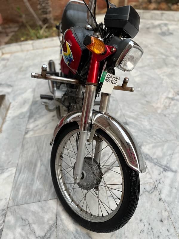 Honda CD70 good condition contact no# 03268666090 whatspp 3