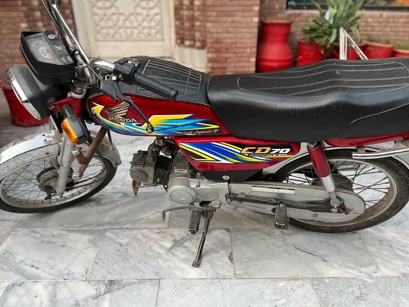 Honda CD70 good condition contact no# 03268666090 whatspp 7