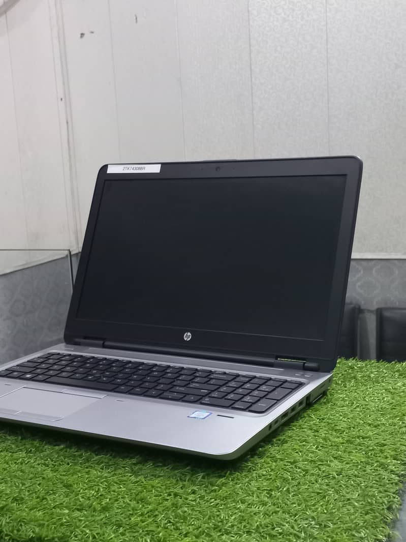 Hp probook 650 g3 core i5 7th gen 2gb graphics card with backilit 5