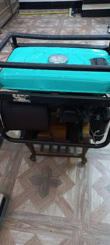 Generator for sale 2.0 KVA 1