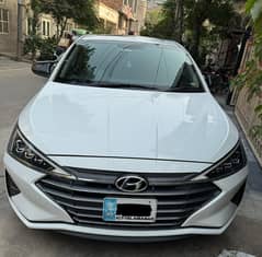 Hyundai Elantra 2023