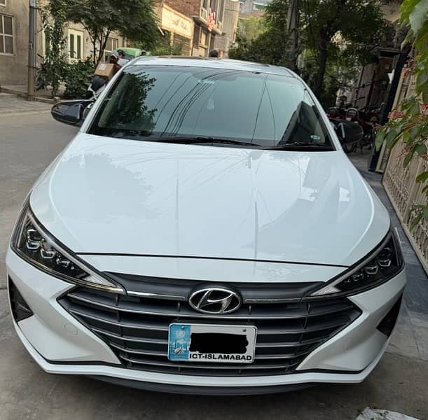 Hyundai Elantra 2023 0