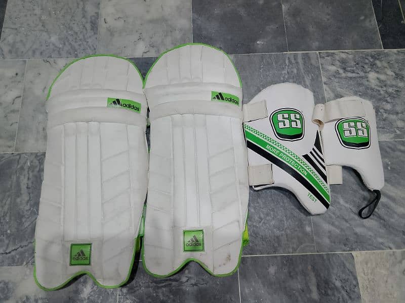 Batsman Thigh pad and Pads with Cricket kit bag 11