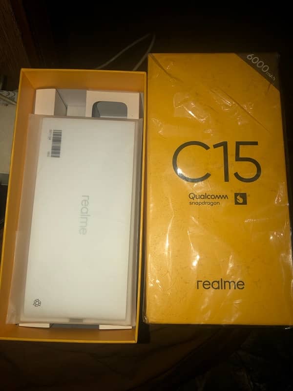 Realme C15 4/64, 6000mAH 0