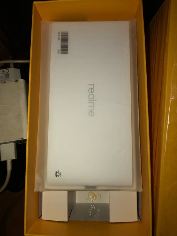 Realme C15 4/64, 6000mAH 1