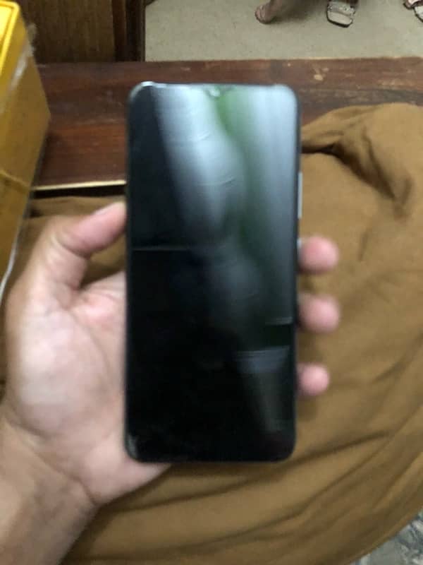 Realme C15 4/64, 6000mAH 6