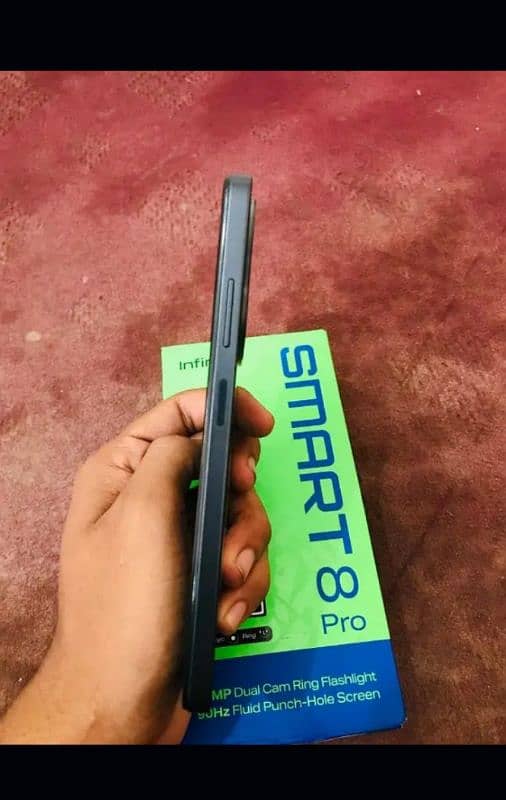 Infinix smart 8 pro 4+4ram 128gbmemory 0