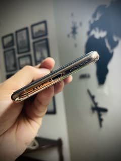 IPHONE XS MAX