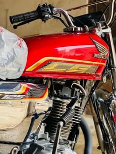 Nice Honda 125 special edition in mirpur number