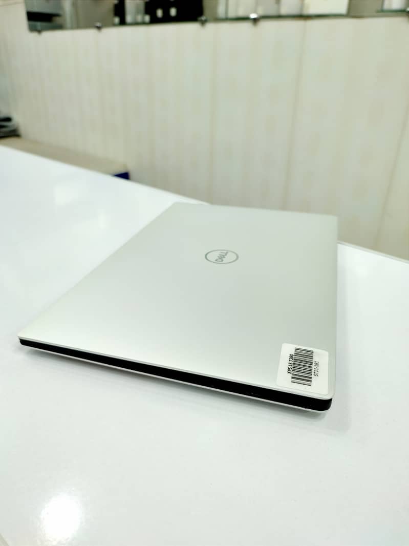 Dell XPS 13 9360 With Infinity Edge Ultrabook at ABID COMPUTER MULTAN 7