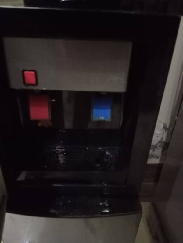 water dispenser 4