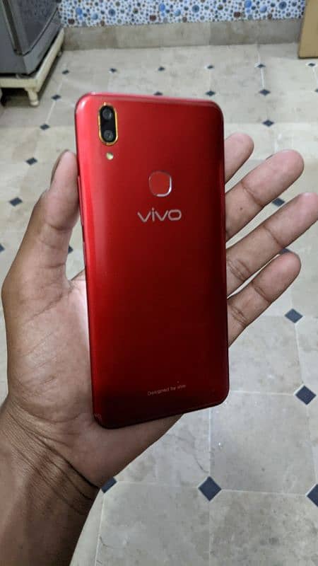 Vivo Y85 red color 4/64 Pta approve with box cahrger 2