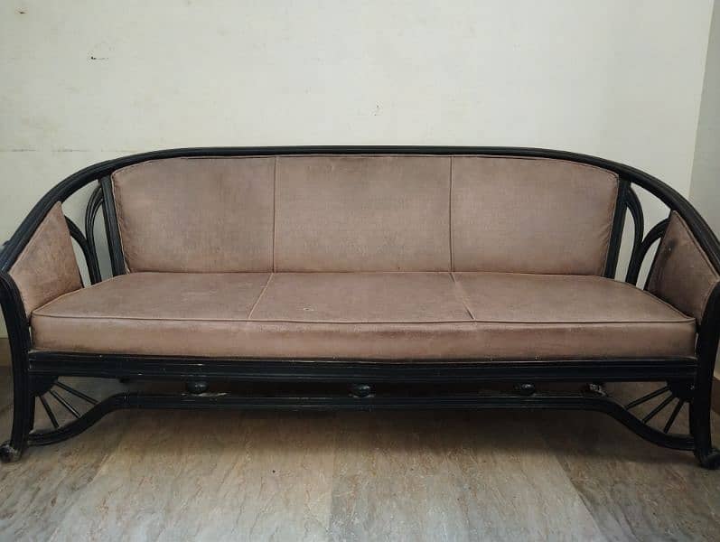 5 seater sofa for sale . . . . 0