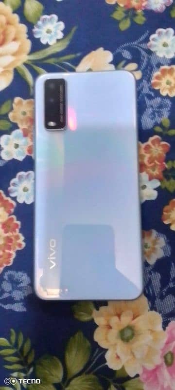 Good condition mobile vivo y20 1