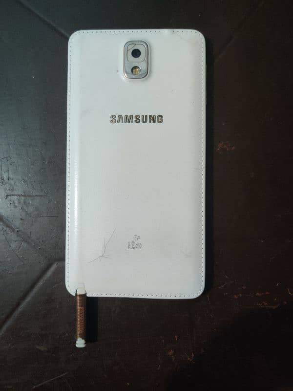 Samsung note 3 8/10 condition pta approved 2