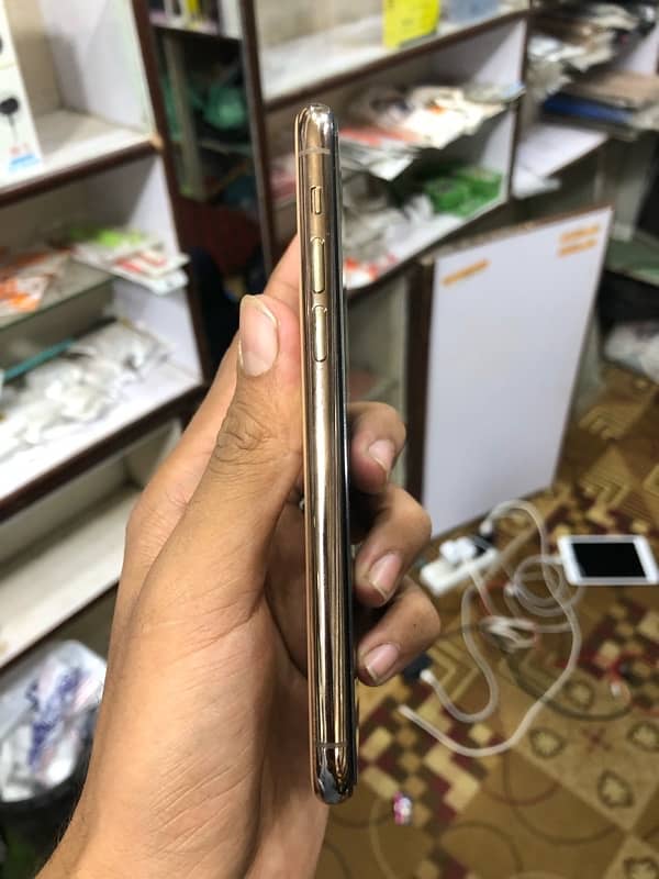 iPhone 11 pro 3