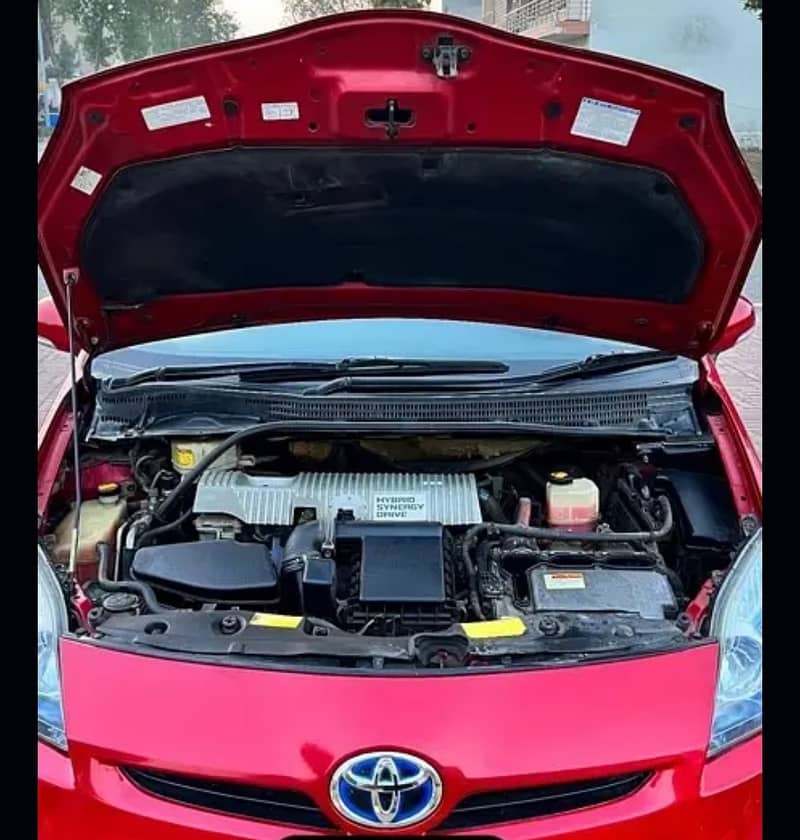 Toyota Prius 2011 6