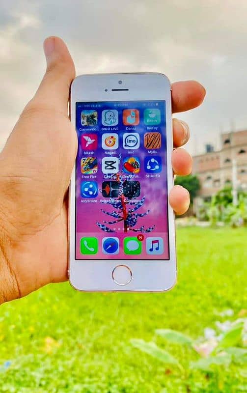 iPhone 5s Stroge 64 GB PTA approved for sale 0325/2452/771 5