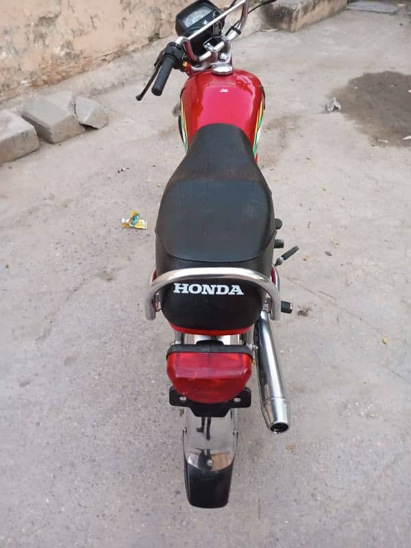 Honda cd70 lush condition total janvan model 22 unregistered 2