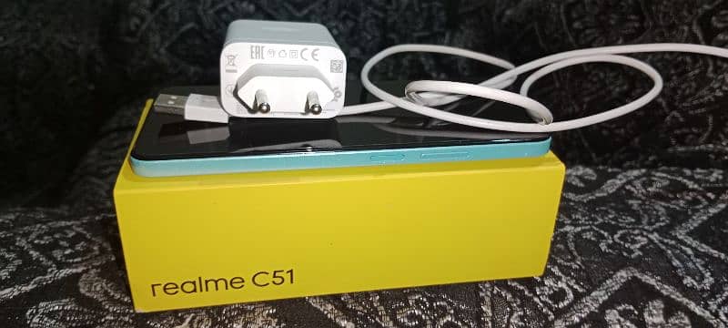 realme C51 1