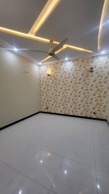 Ali block villa for sale chance deal 125 square yards bahria town Karachi 5