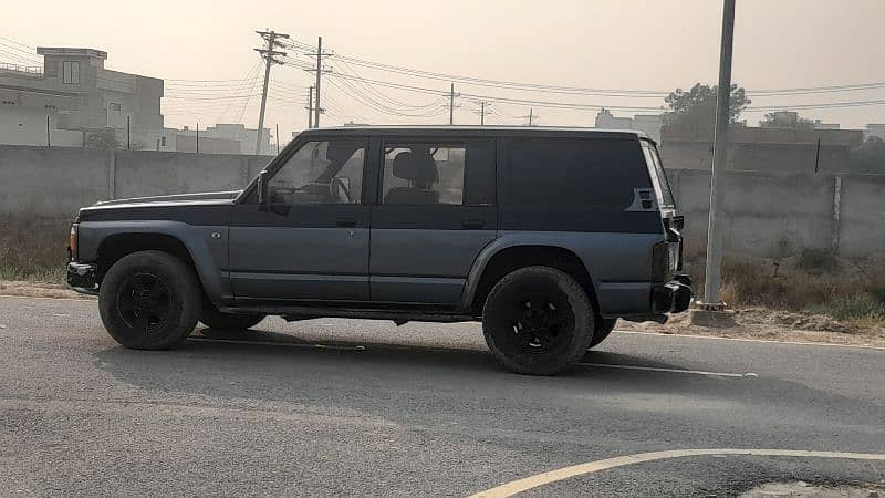 Nissan Patrol 1991 5