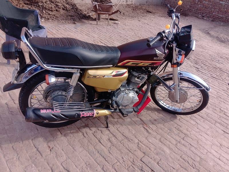 Honda 125 salf 1