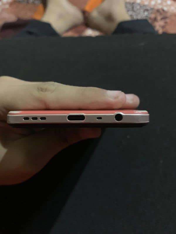 oppo f 17 8/128 good condition 3