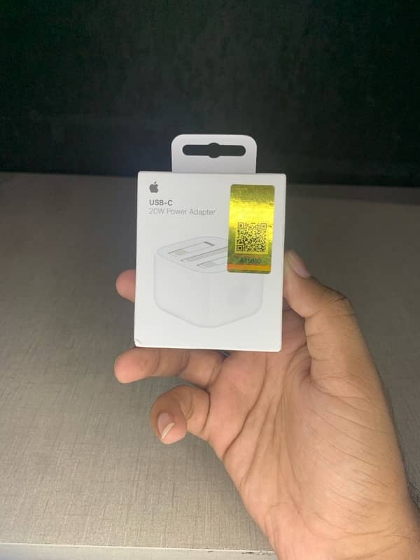 apple adapter 20w 0