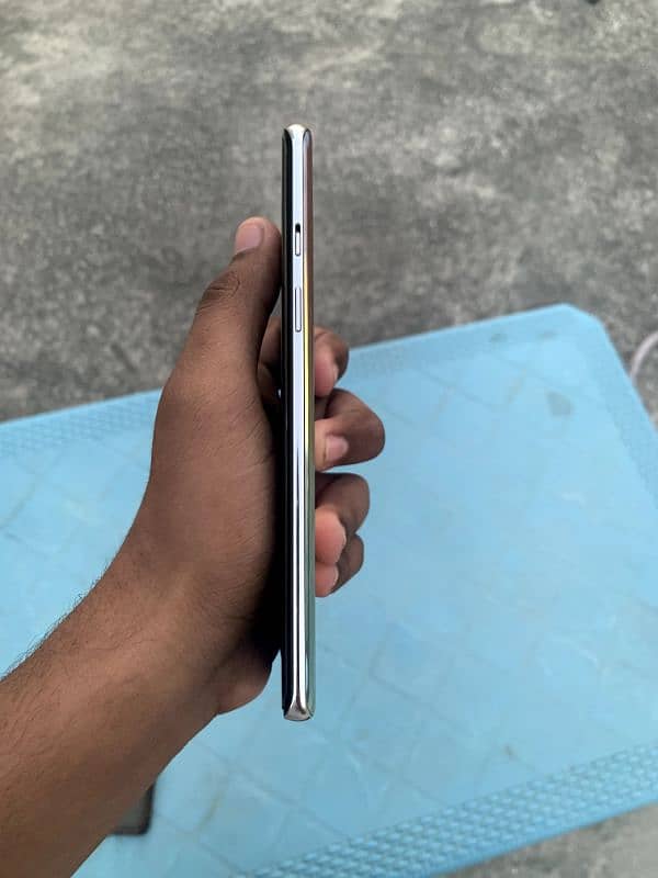 OnePlus 8 Aura color 4