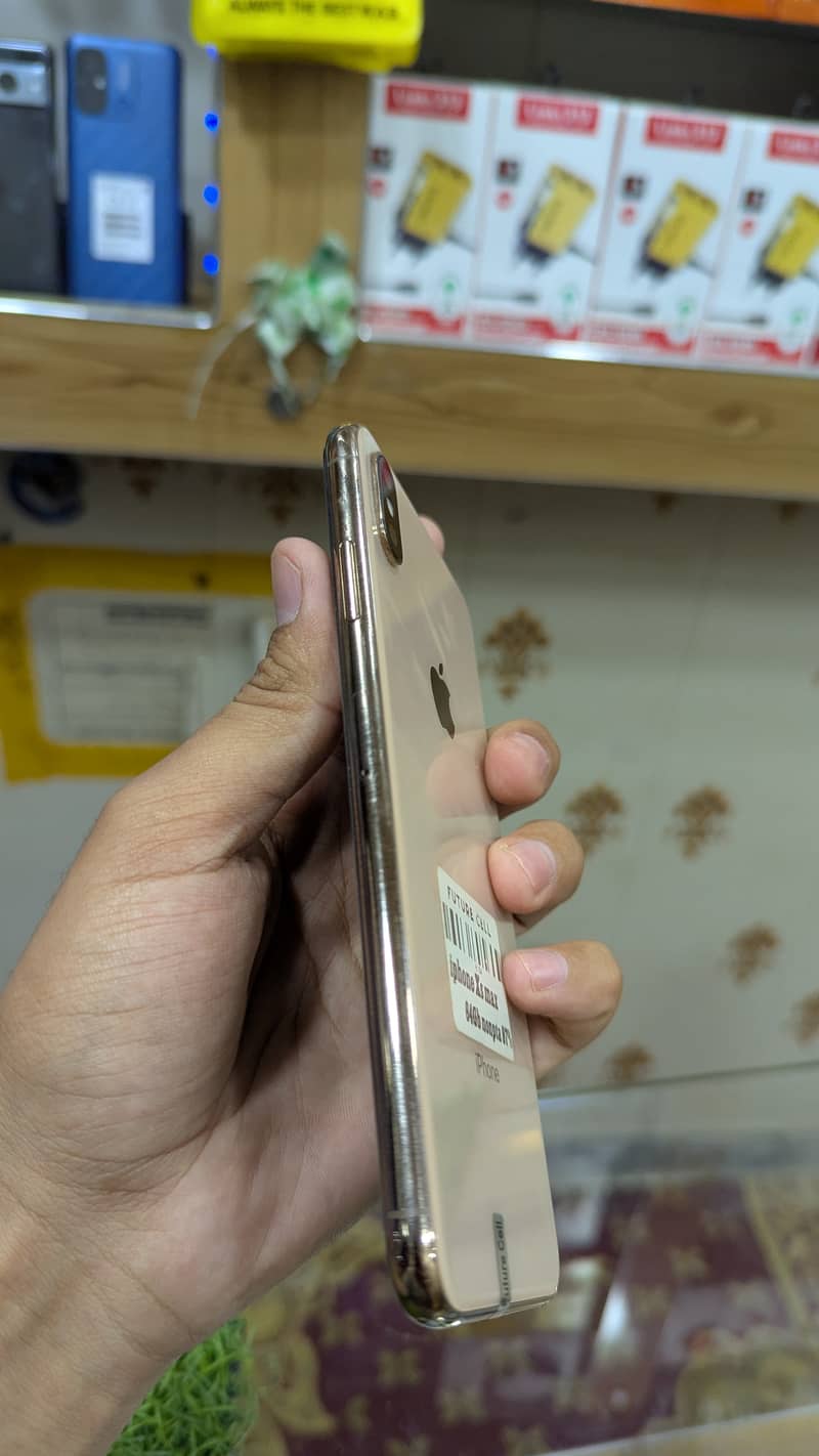 Iphone Xs max 5